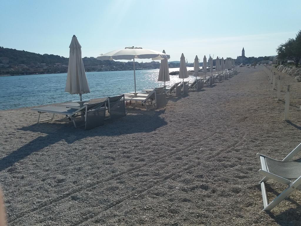 Apartment Lara Trogir Eksteriør bilde